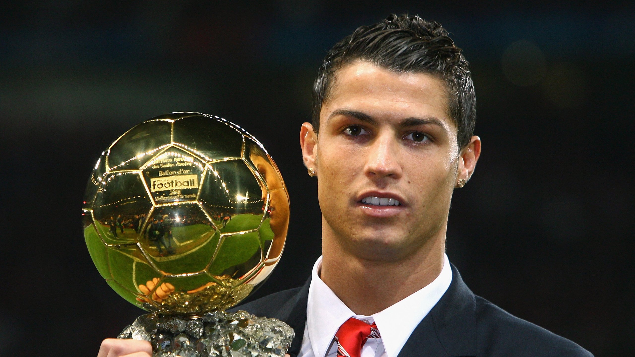 中国足球国家队运动员伤病管理体系健全，足球运动员伤病率