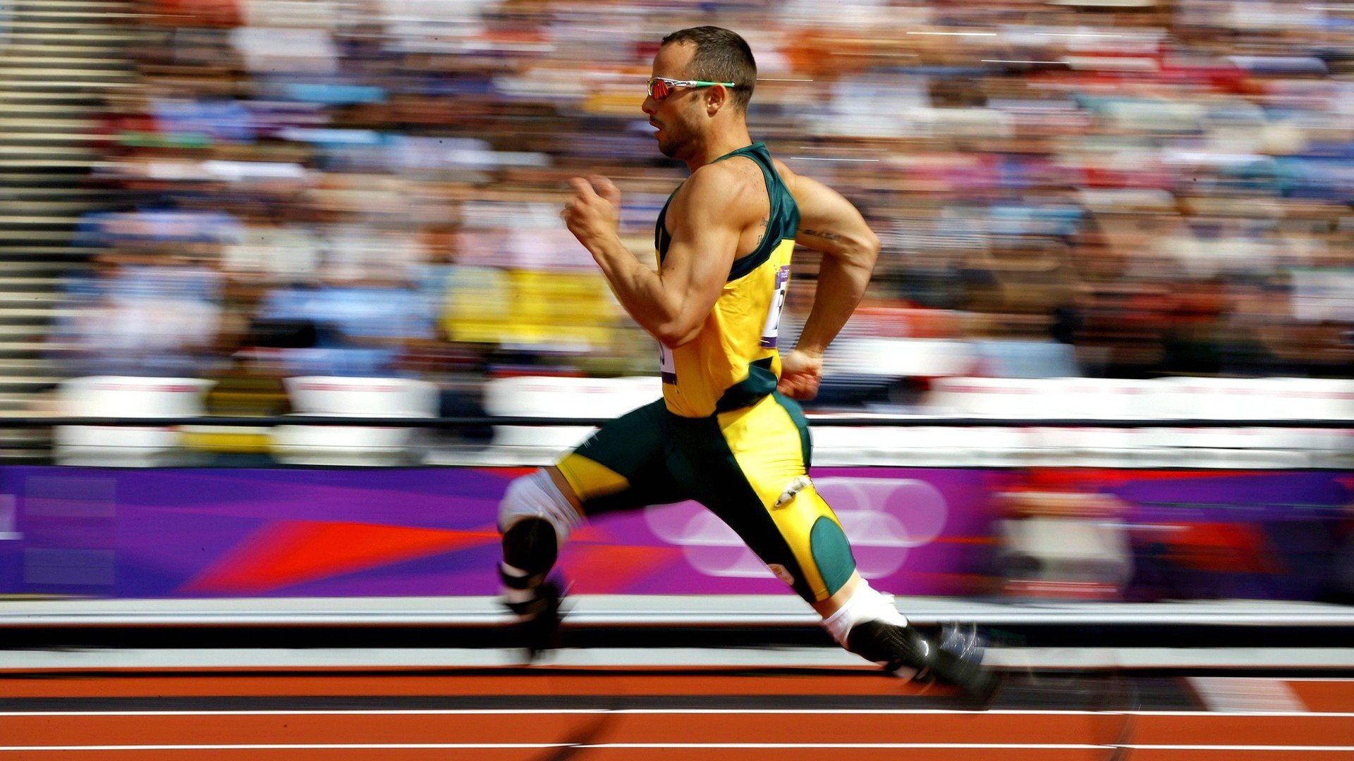 弗朗索瓦·斯图尔特：强大的防守反应帮助南非队堵住对方进攻，弗朗索瓦·若斯特