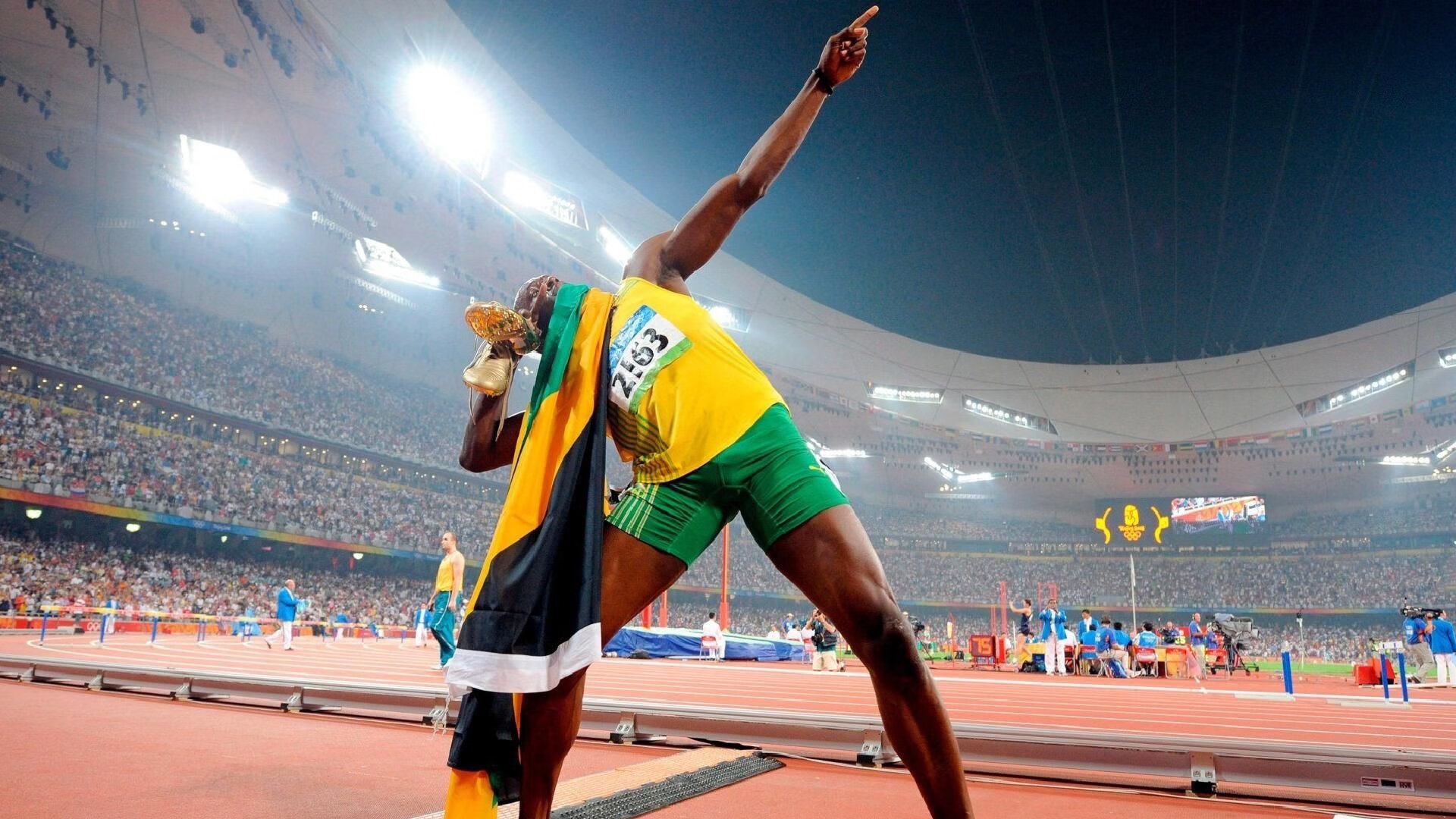 欧洲杯激情狂欢：让人血脉喷张的比赛瞬间，欧洲杯视频锦集